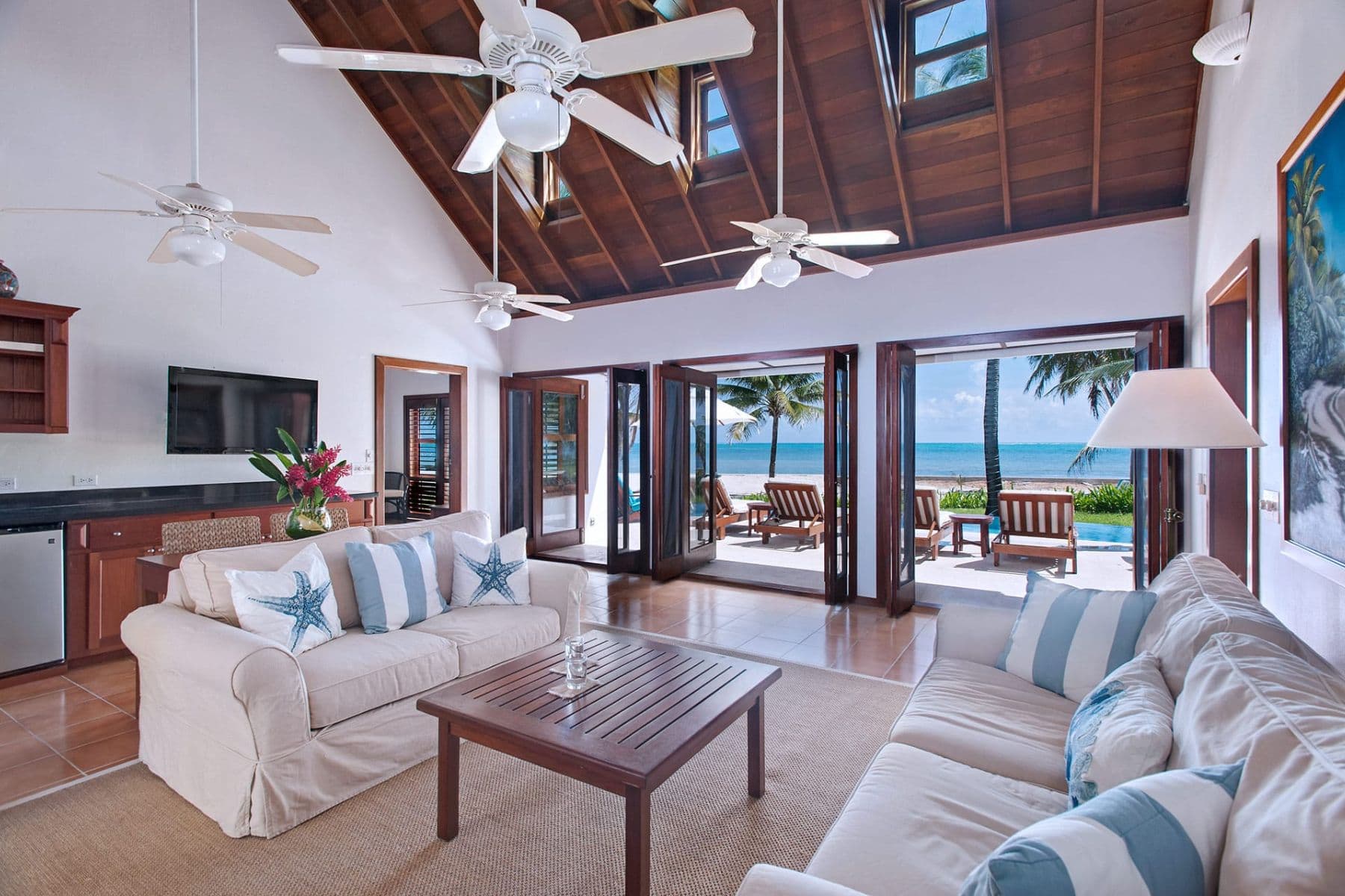 Victoria House Resort And Spa Living