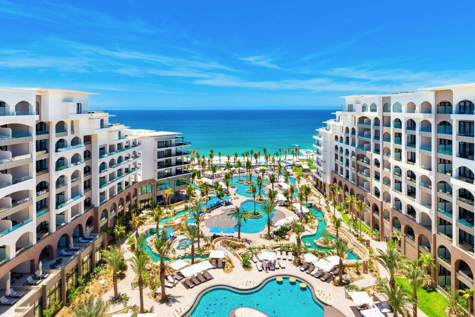 villa-la-valencia-beach-resort-cabo-middle