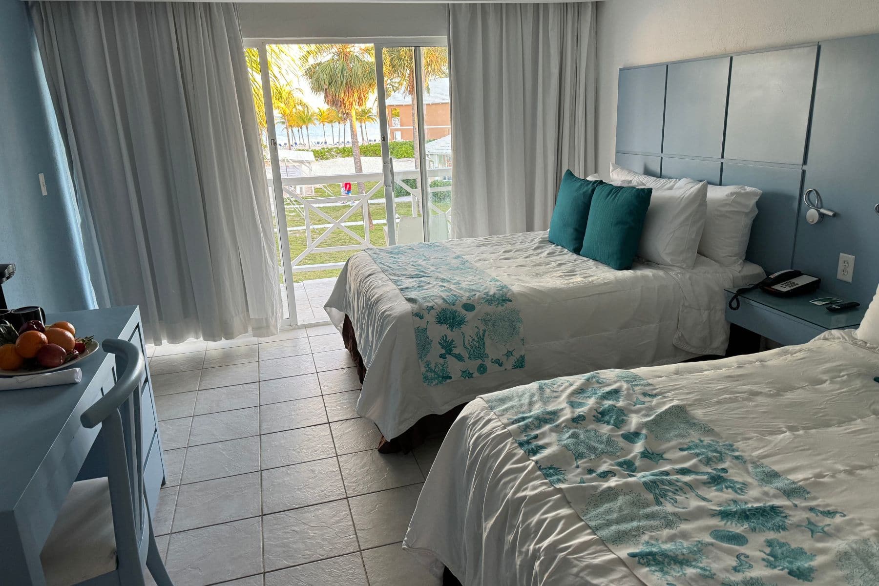 viva-fortuna-wyndham-beach-resort-advertorial-two-beds