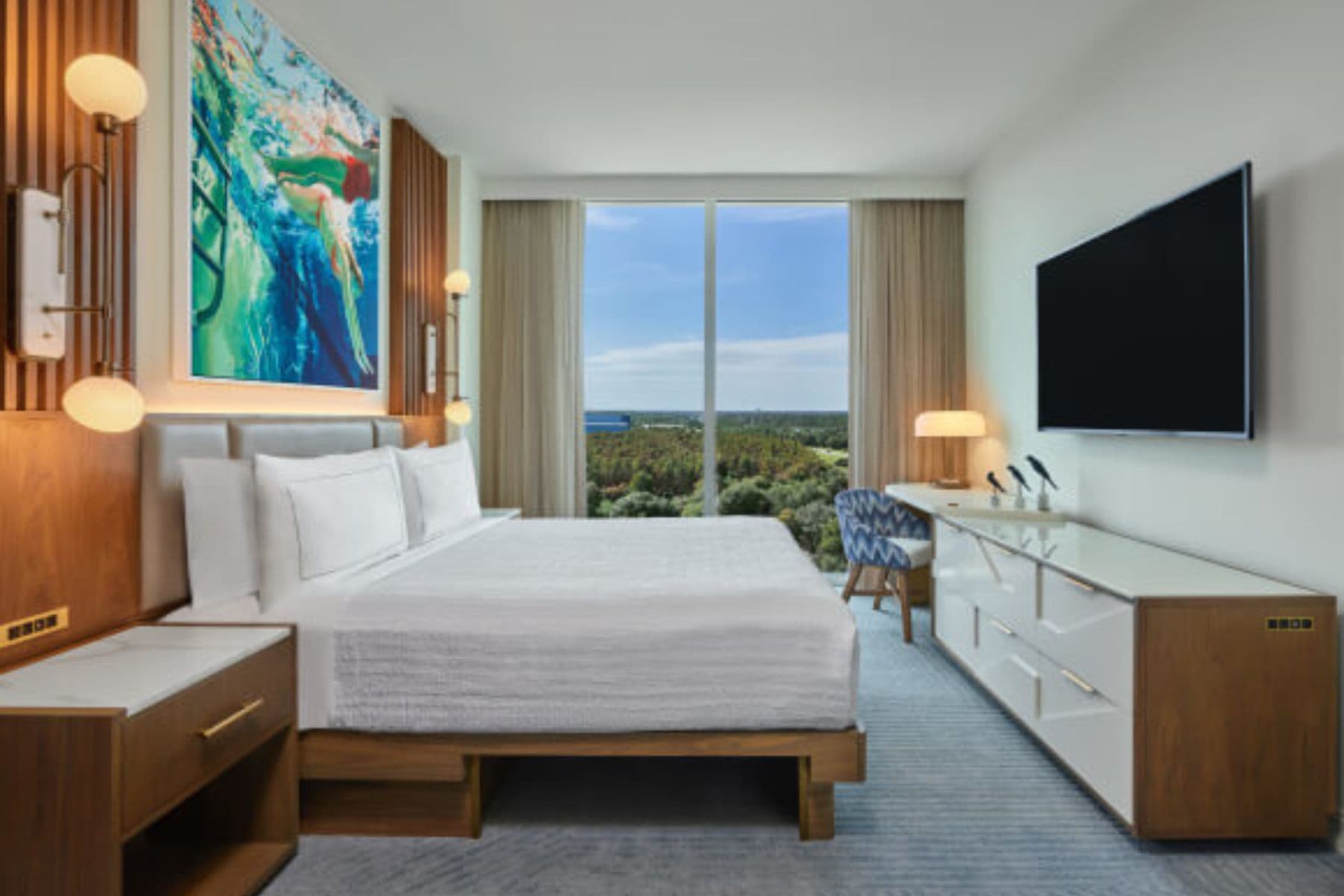 Walt Disney World Swan And Dolphin Resorts Bed