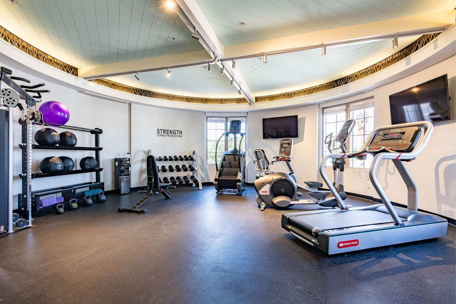 watercolor-inn-gym