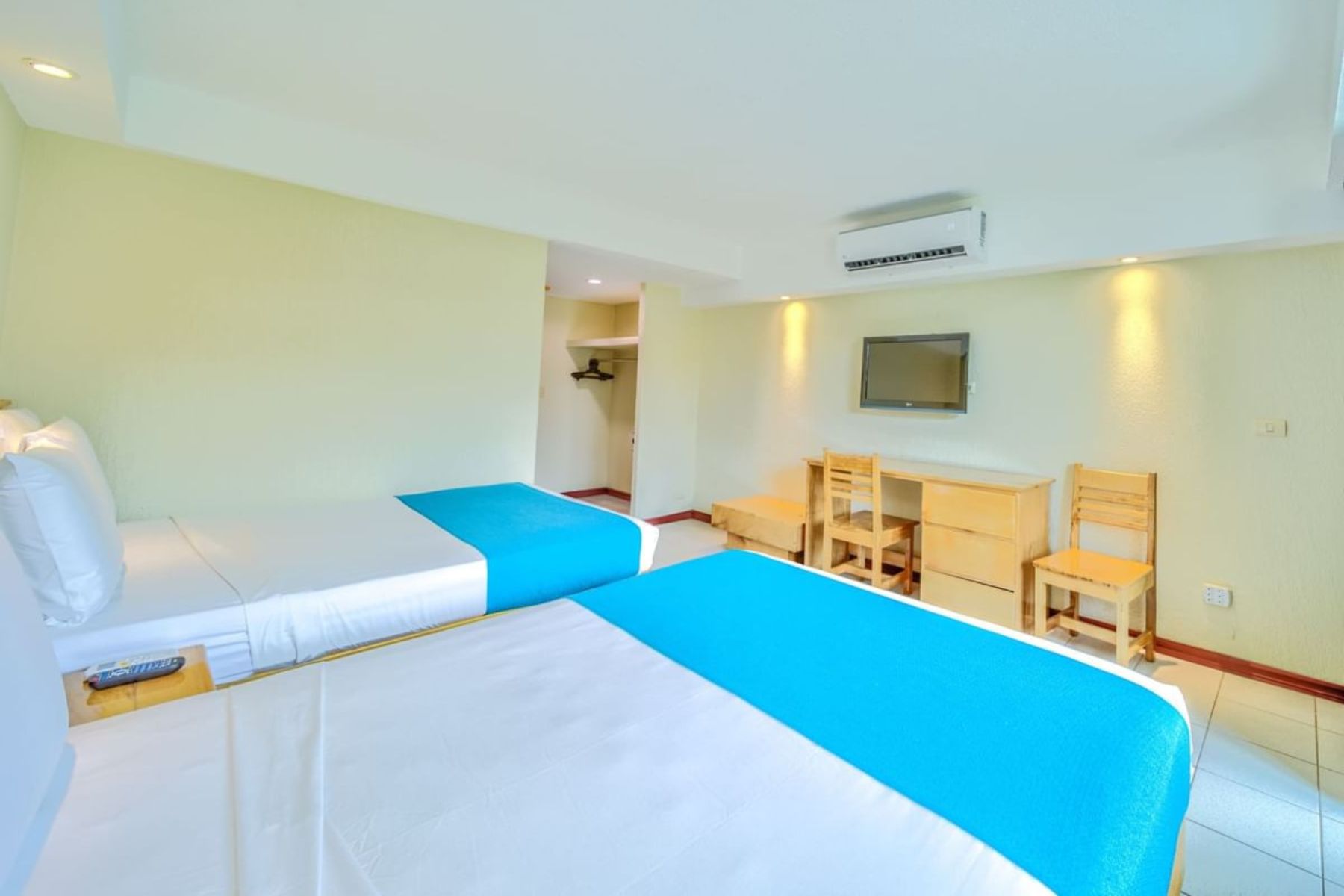 Best Western Jaco Beach Bedroom