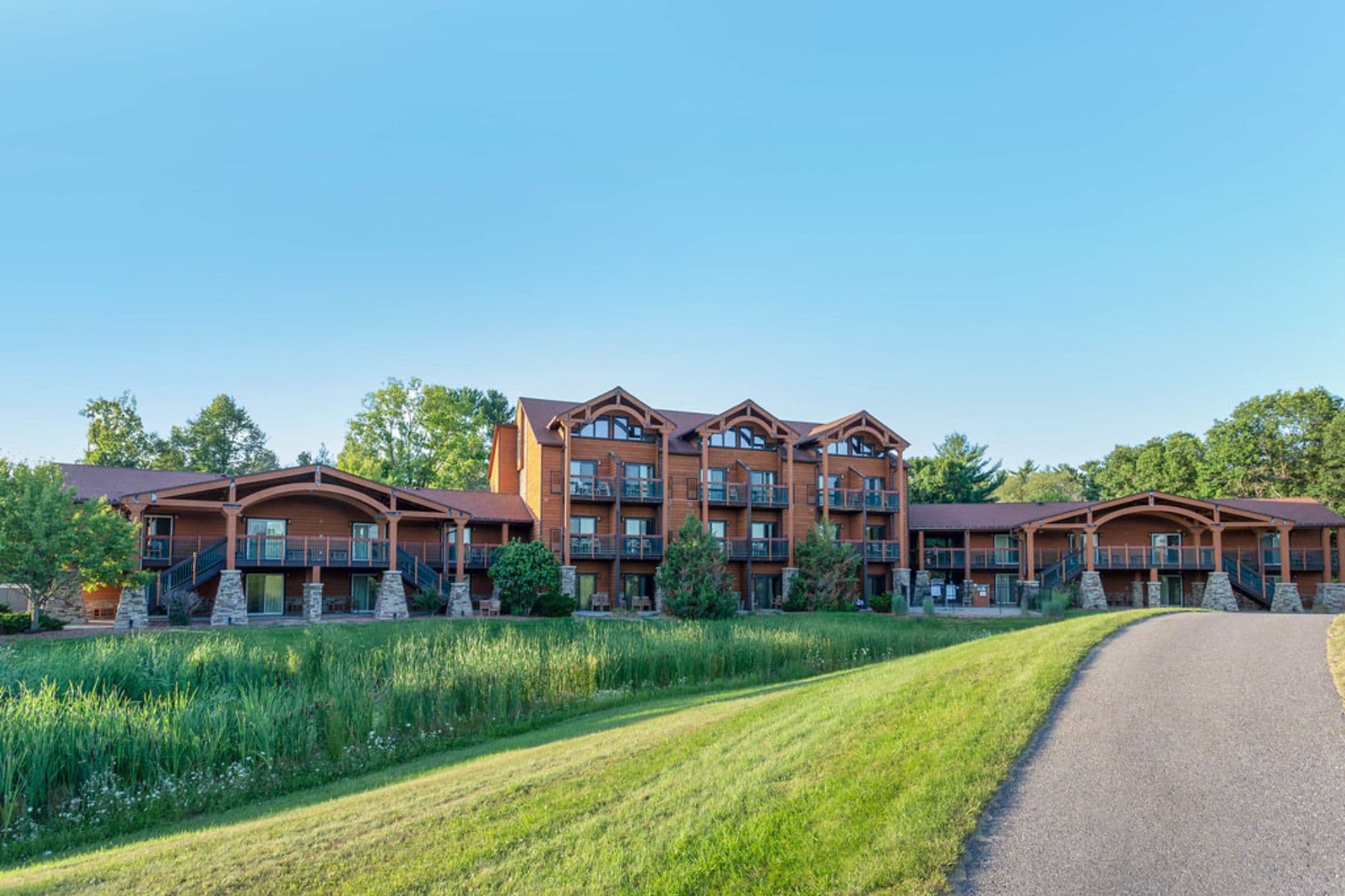 chula-vista-resort-wisconsin-dells-exterior