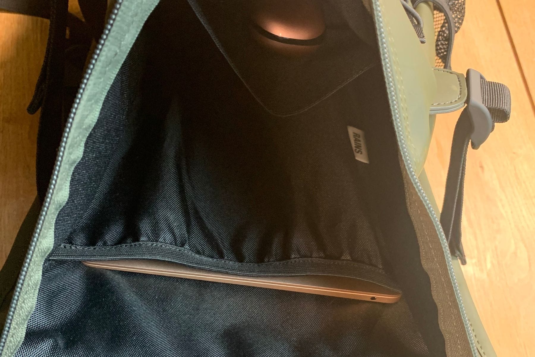 laptop pocket